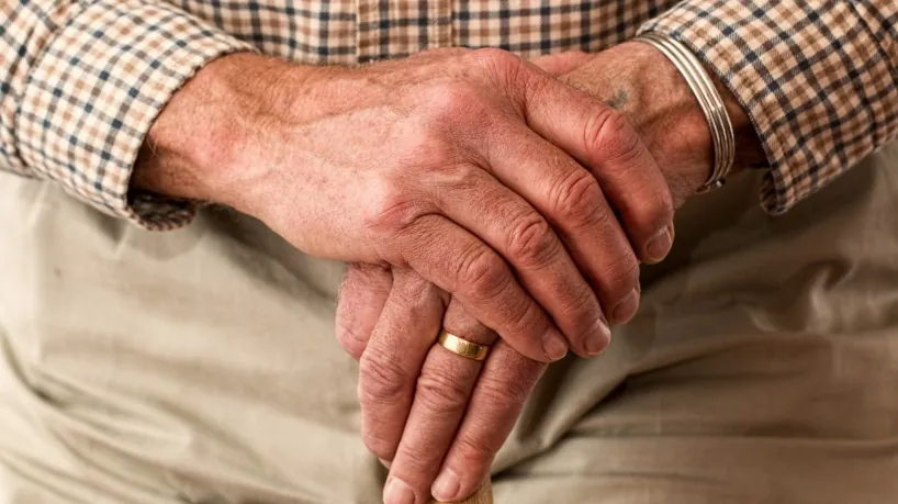 FORA-DA-LEI - Idoso de 84 anos é preso após ser flagrado se masturbando em via pública em Ji-Paraná 
